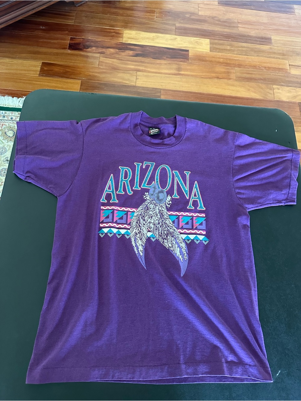 Best Fruit of the Loom Arizona Feathers Graphic Tee - Purple T-Shirt Large
